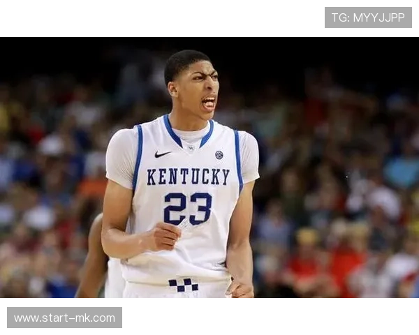 戴维斯展现全能助攻能力，引领球队打出精彩配合